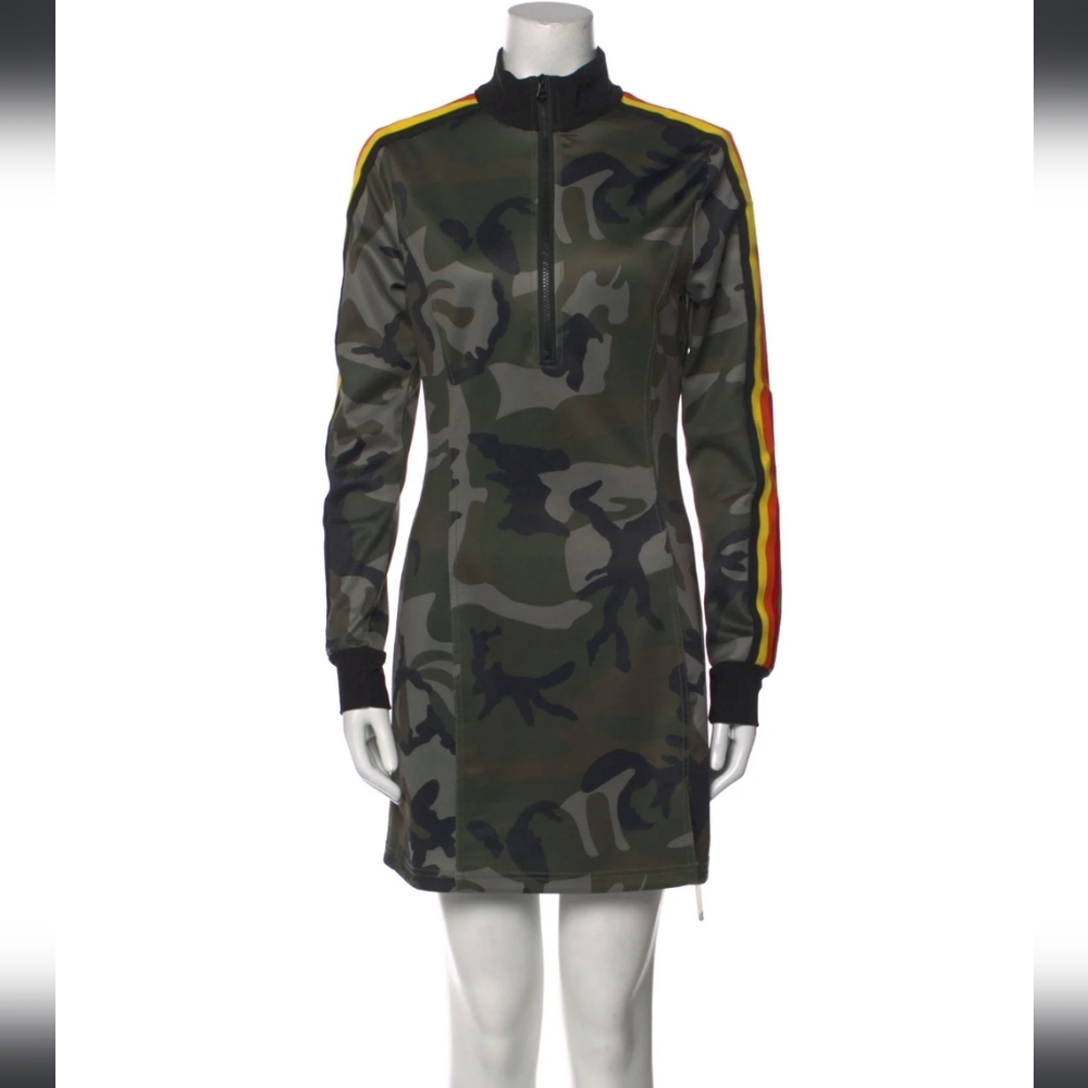 Pam & Gela Camo Printed Mini Dress, EUC, sz M